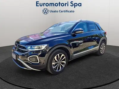 Volkswagen T-Roc 1.0 TSI Style del 2023 usata a Monteriggioni