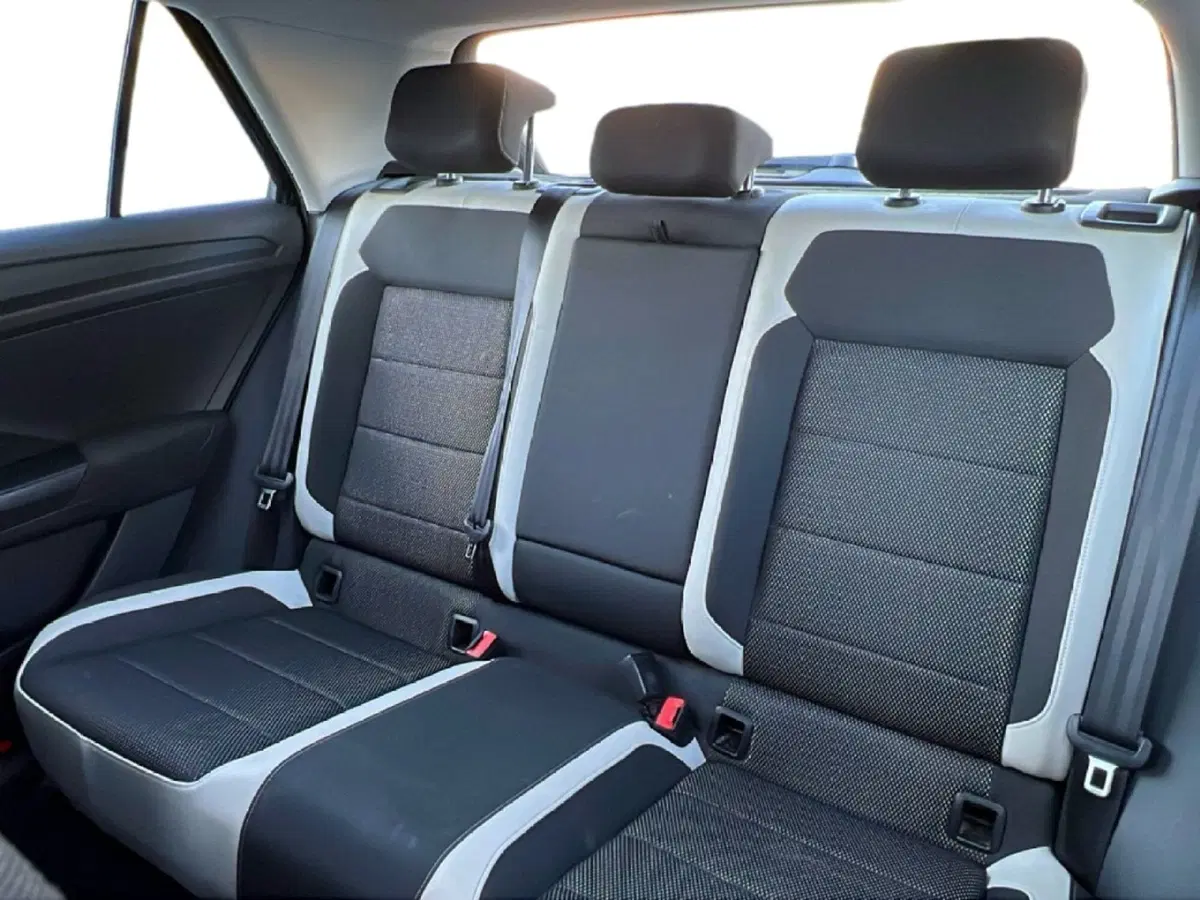 Volkswagen T-Roc usata a Grosseto (12)