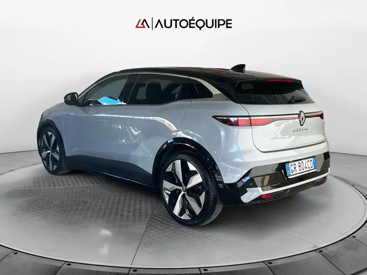 Renault Megane E-Tech Electric usata a Roma (3)