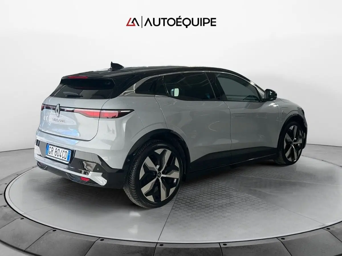 Renault Megane E-Tech Electric usata a Roma (5)
