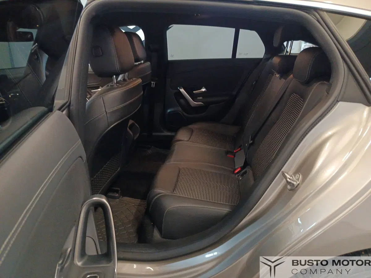 Mercedes-Benz CLA Shooting Brake usata a Varese (10)