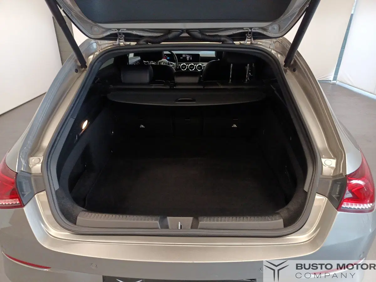 Mercedes-Benz CLA Shooting Brake usata a Varese (11)
