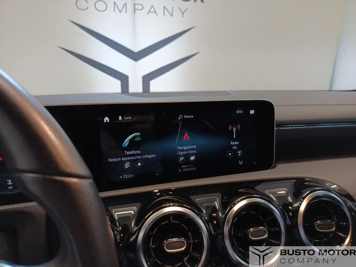 Mercedes-Benz CLA Shooting Brake usata a Varese (17)