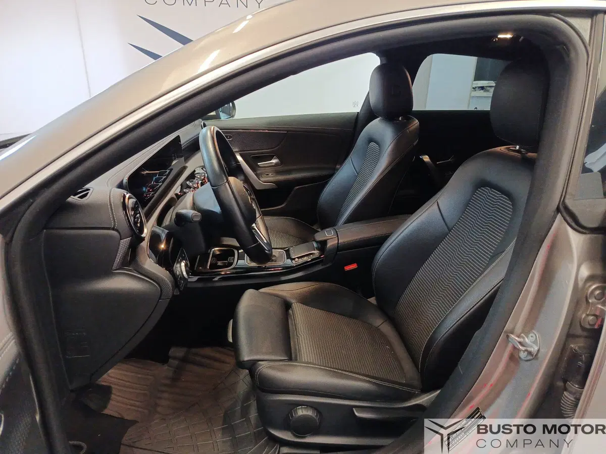Mercedes-Benz CLA Shooting Brake usata a Varese (9)