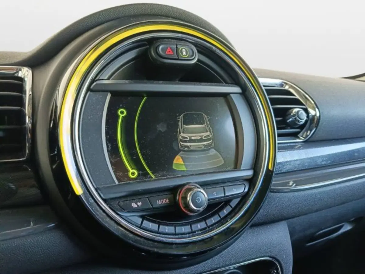 MINI Mini Clubman usata a Teramo (14)