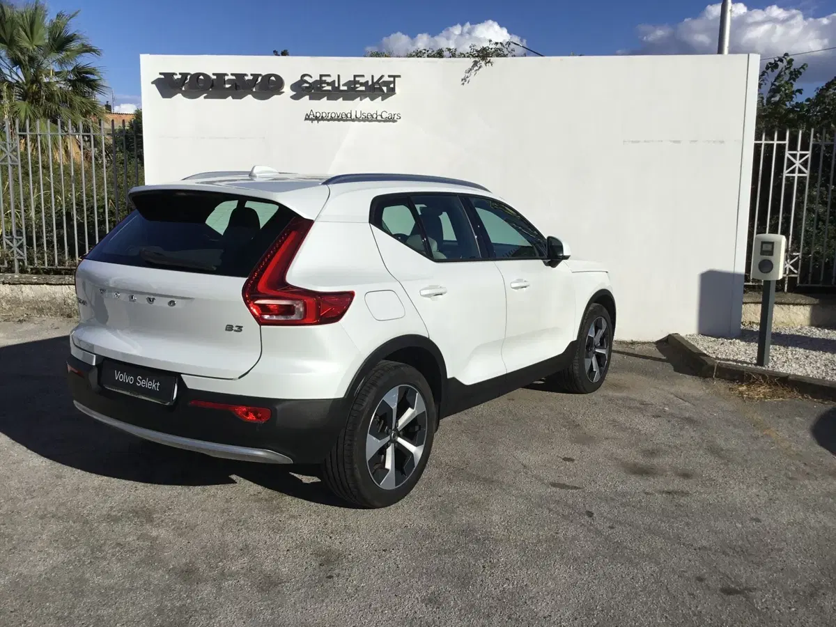 Volvo XC40 usata a Napoli (3)