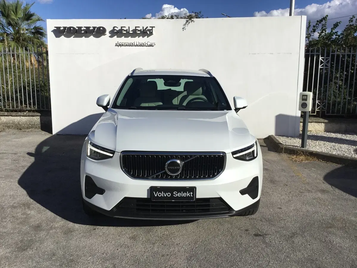 Volvo XC40 usata a Napoli (5)