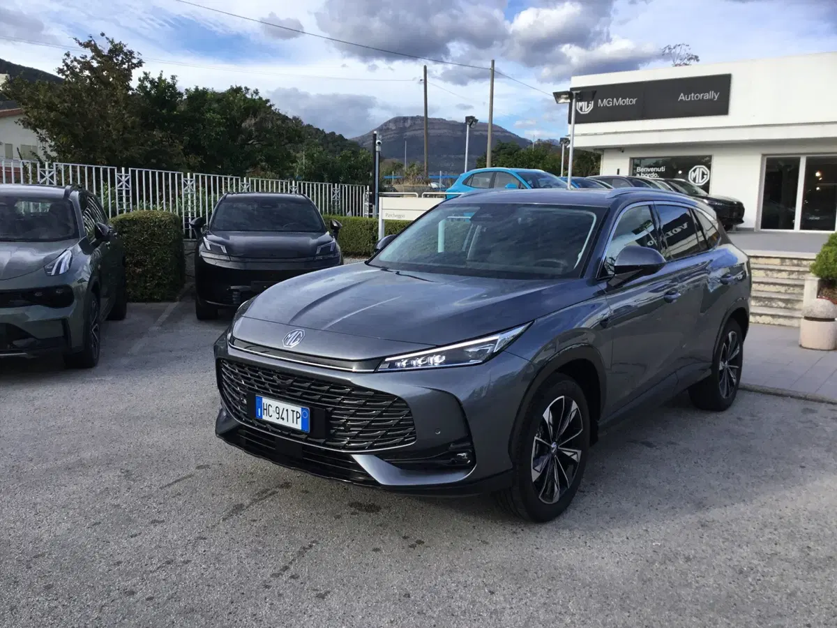 Mg HS usata a Napoli