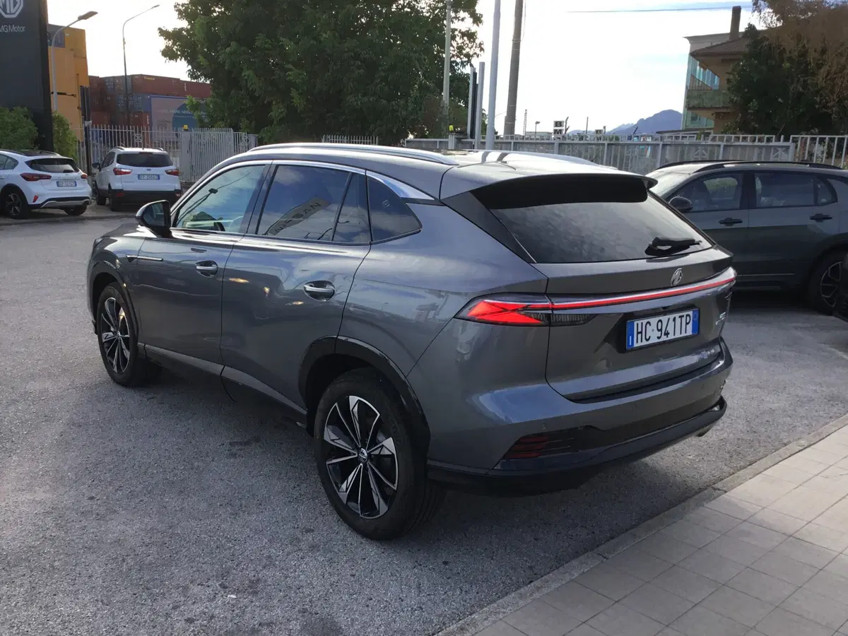 Mg HS usata a Napoli (2)