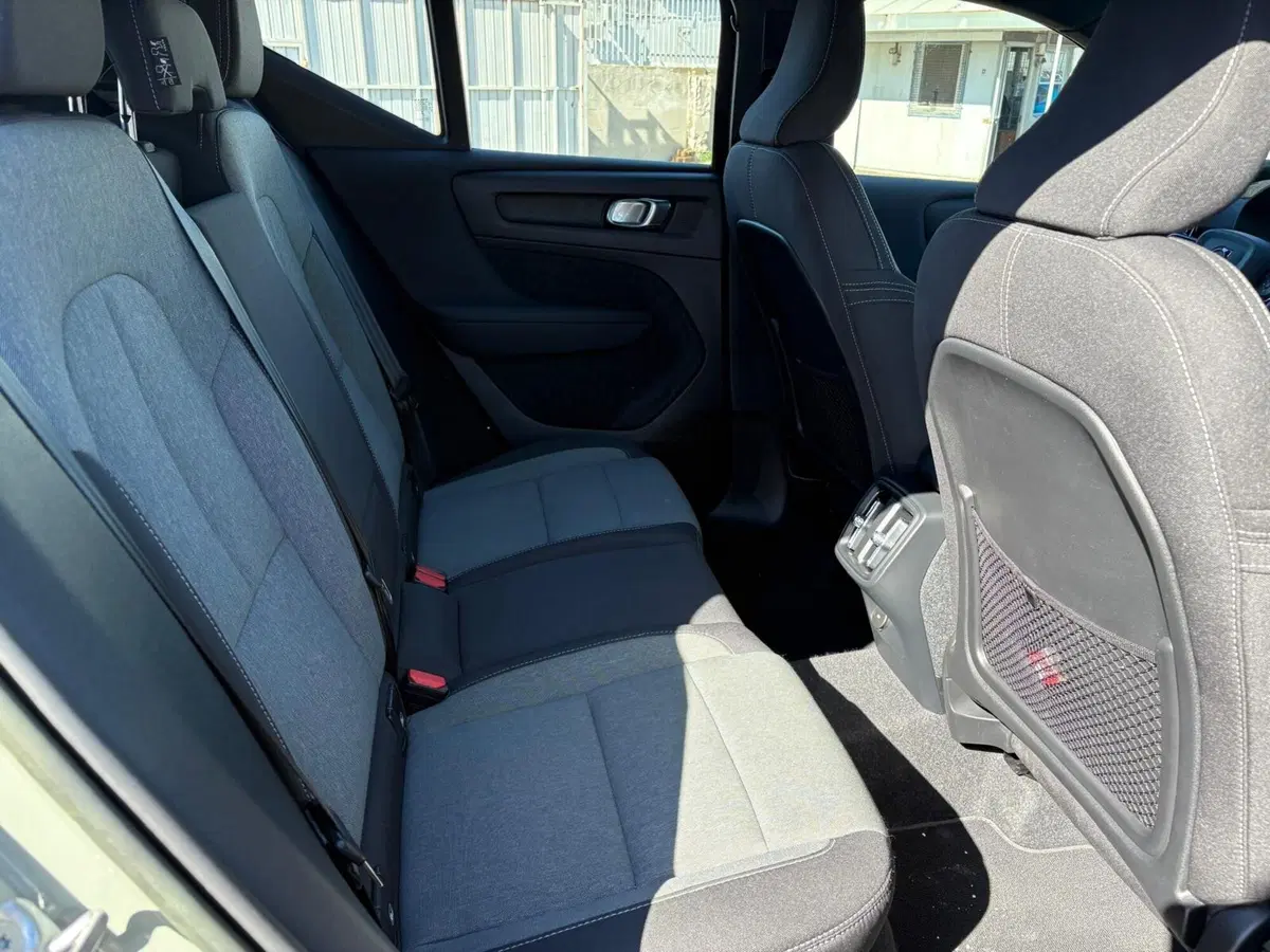 Volvo XC40 usata a Napoli (6)