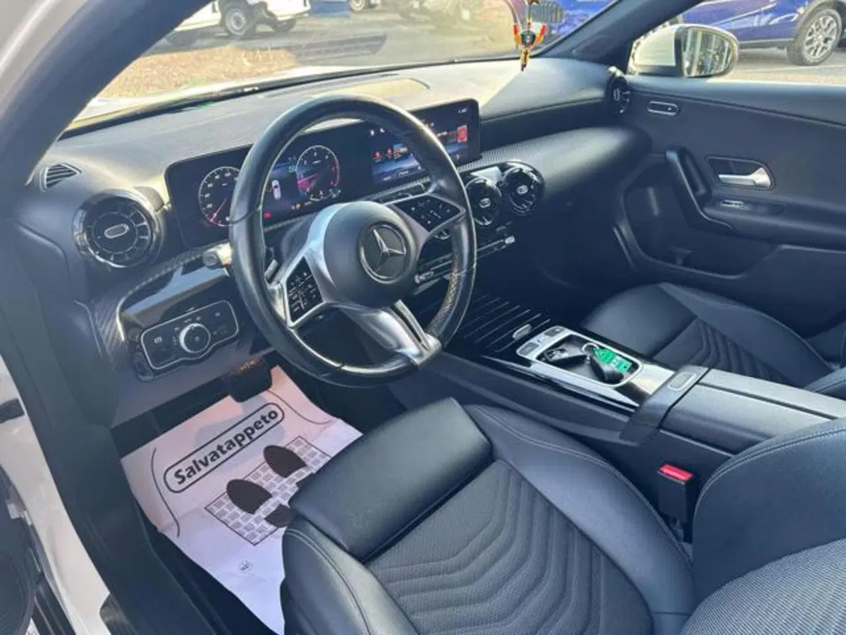 Mercedes-Benz Classe A Sedan usata a Lucca (7)