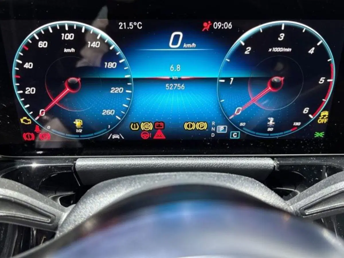 Mercedes-Benz GLA SUV usata a Bologna (13)