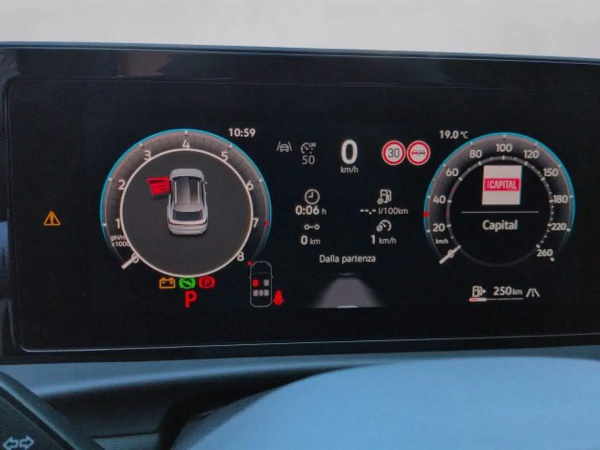 Volkswagen T-Roc nuova a Vicenza (14)