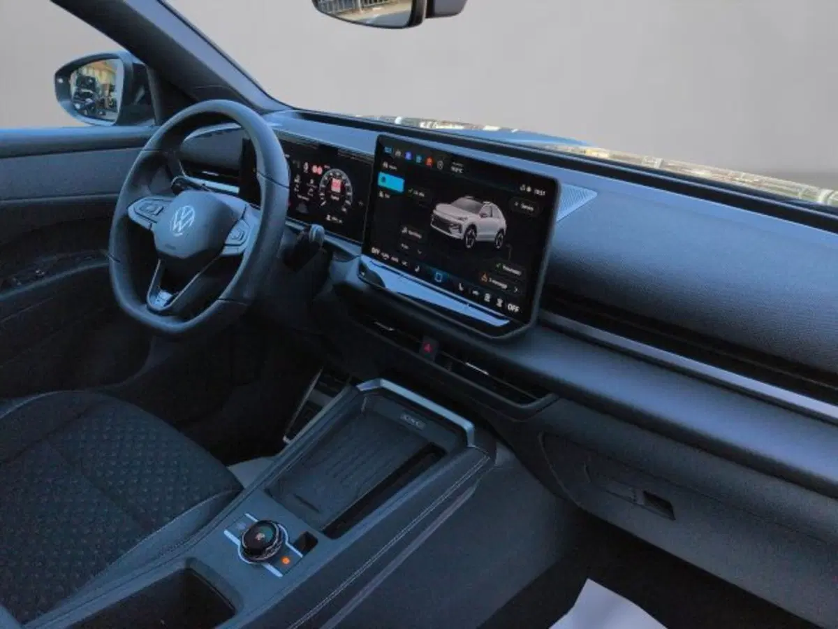 Volkswagen T-Roc nuova a Vicenza (6)
