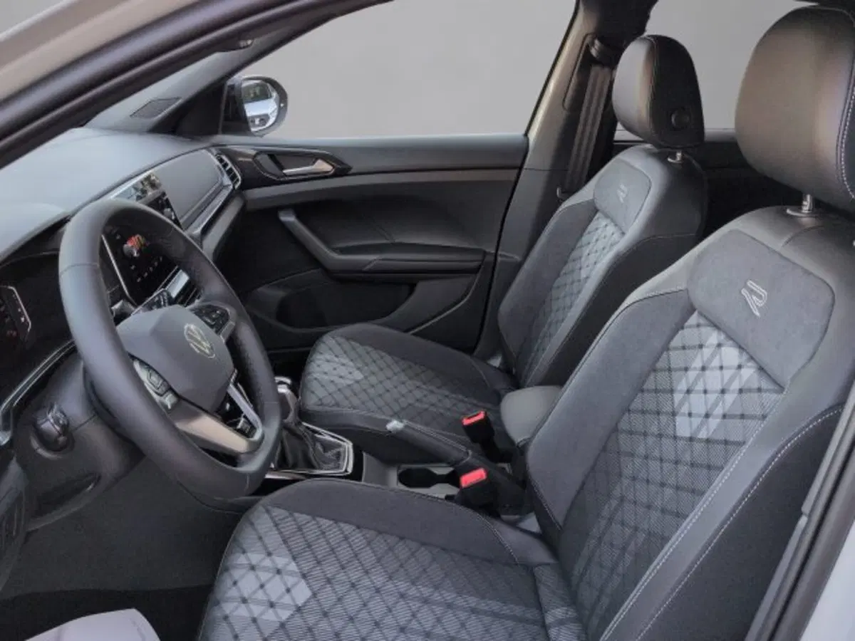 Volkswagen T-Cross nuova a Vicenza (13)