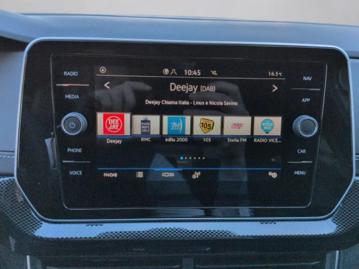 Volkswagen T-Cross nuova a Vicenza (15)