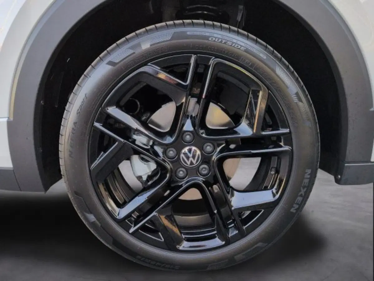 Volkswagen T-Cross nuova a Vicenza (18)