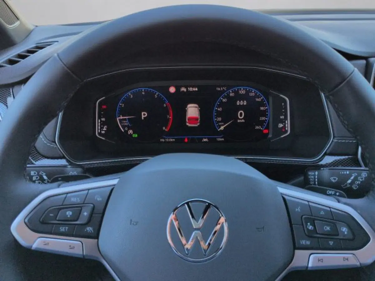 Volkswagen T-Cross nuova a Vicenza (9)