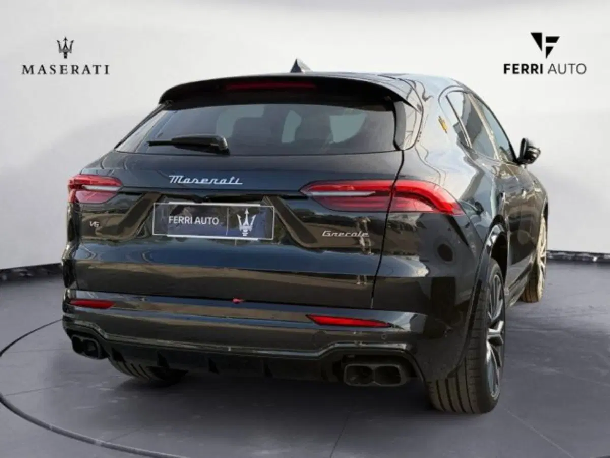 Maserati Grecale nuova a Udine (5)