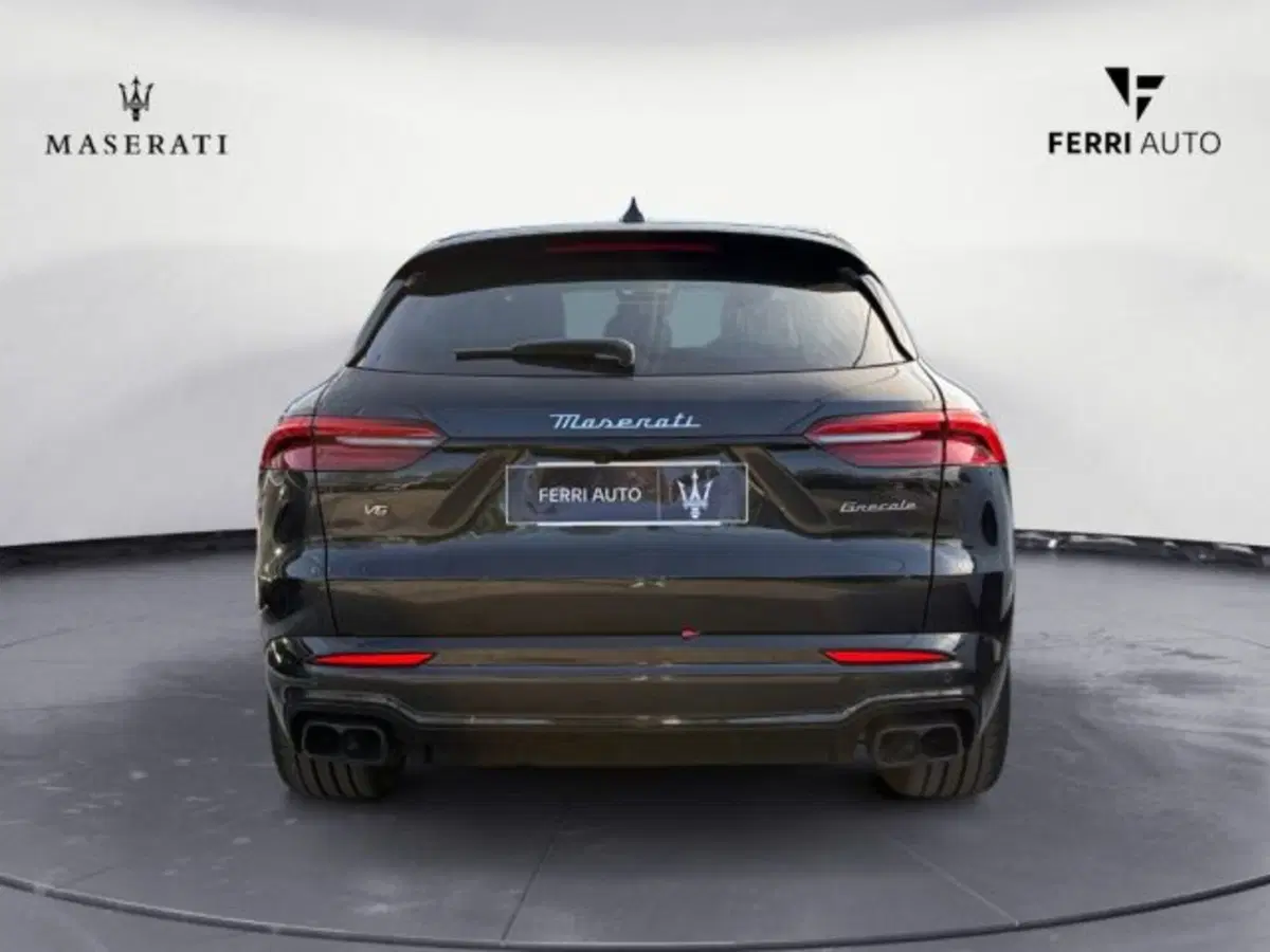 Maserati Grecale nuova a Udine (6)