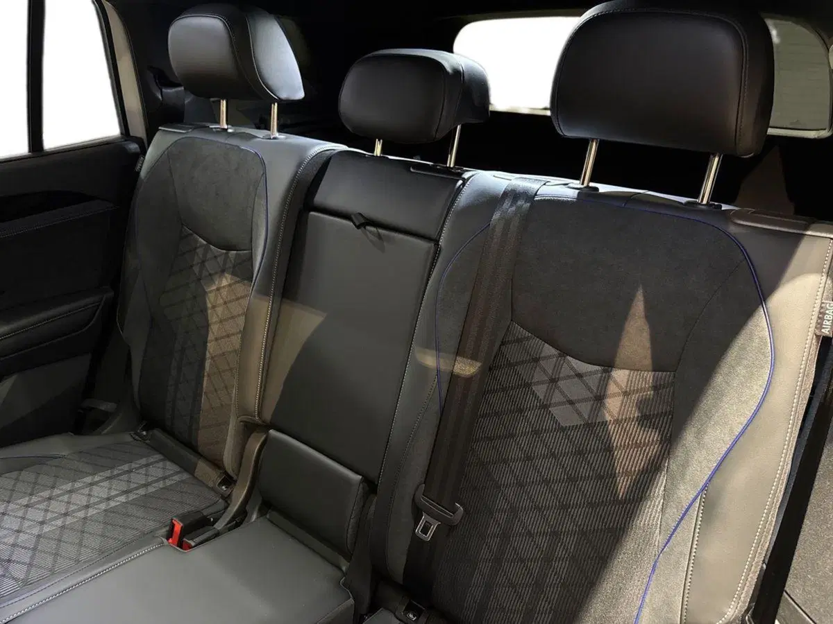 Volkswagen Tayron nuova a Firenze (12)