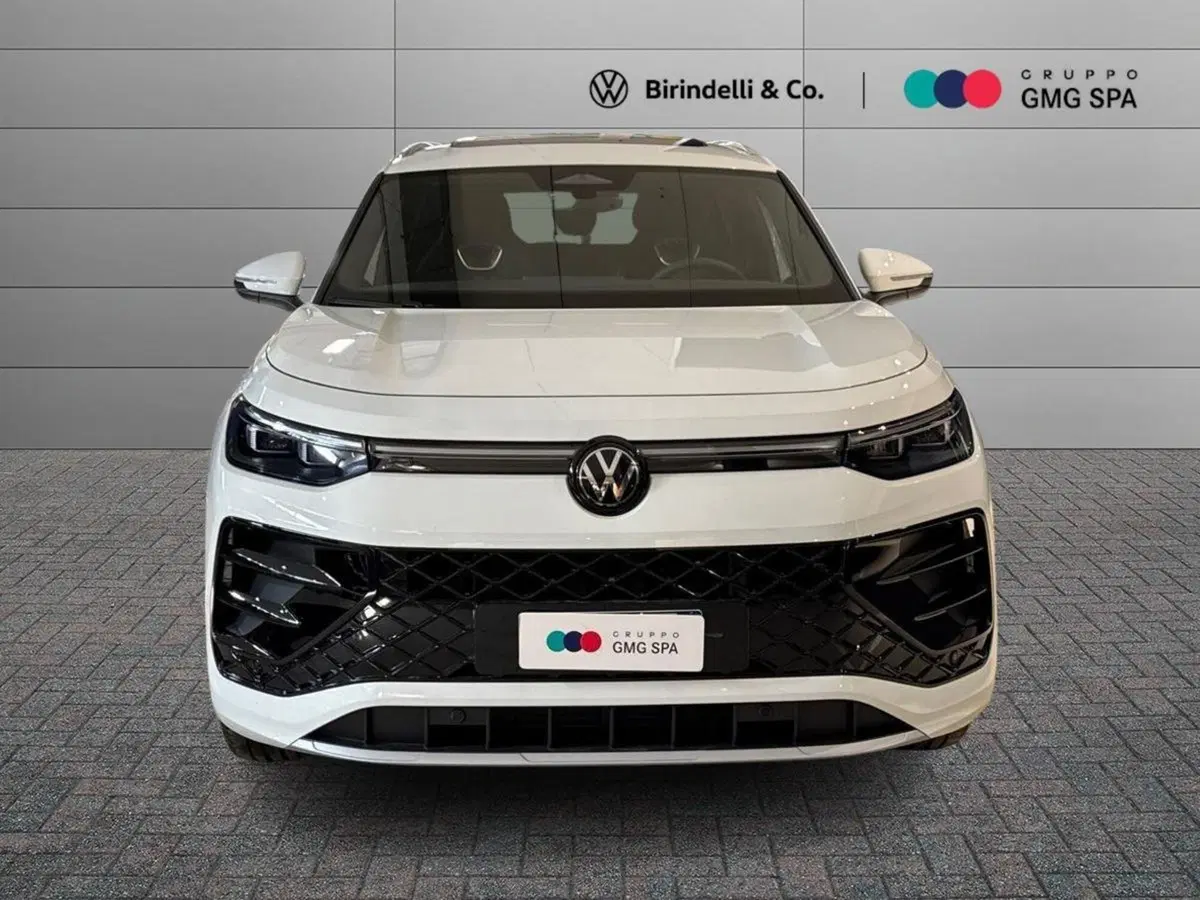 Volkswagen Tayron nuova a Firenze (2)