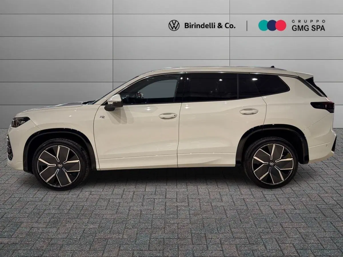 Volkswagen Tayron nuova a Firenze (5)