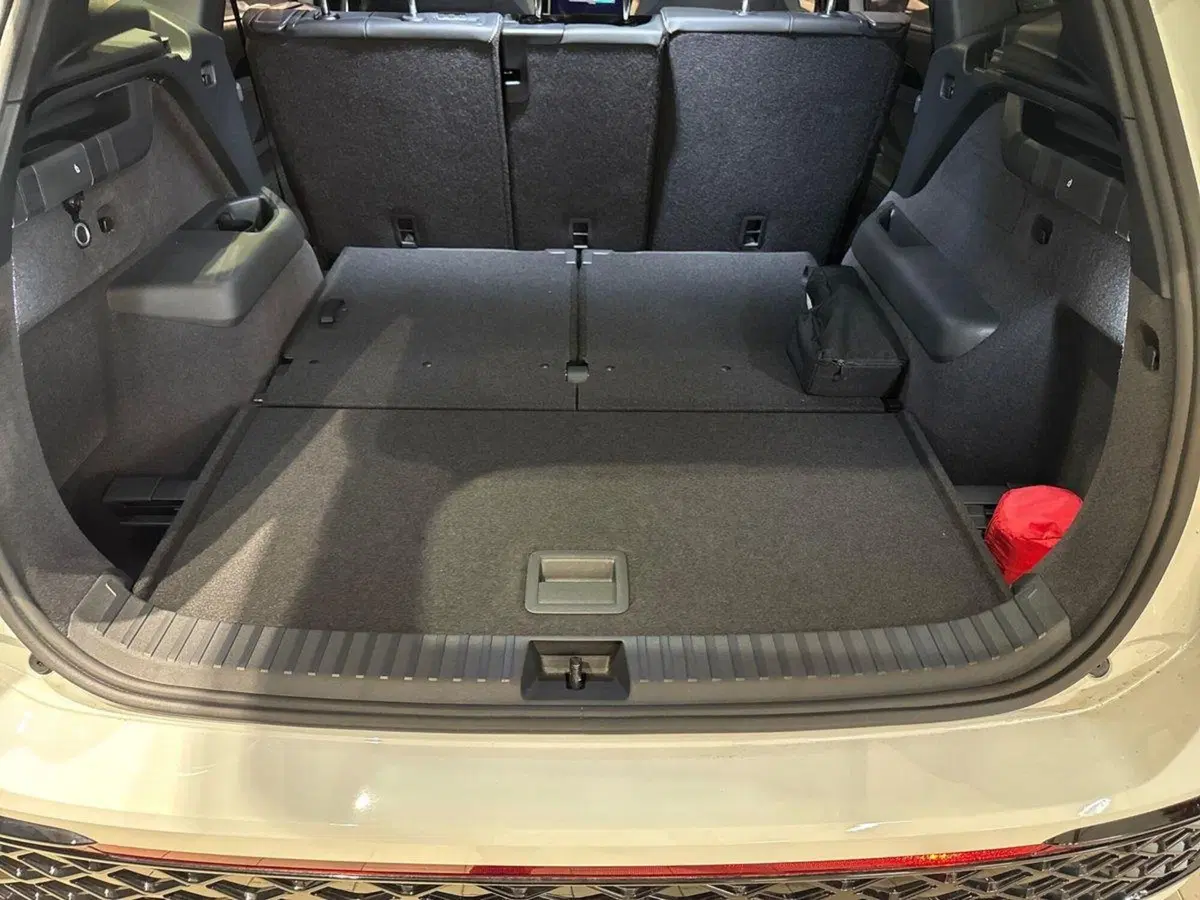 Volkswagen Tayron nuova a Firenze (8)