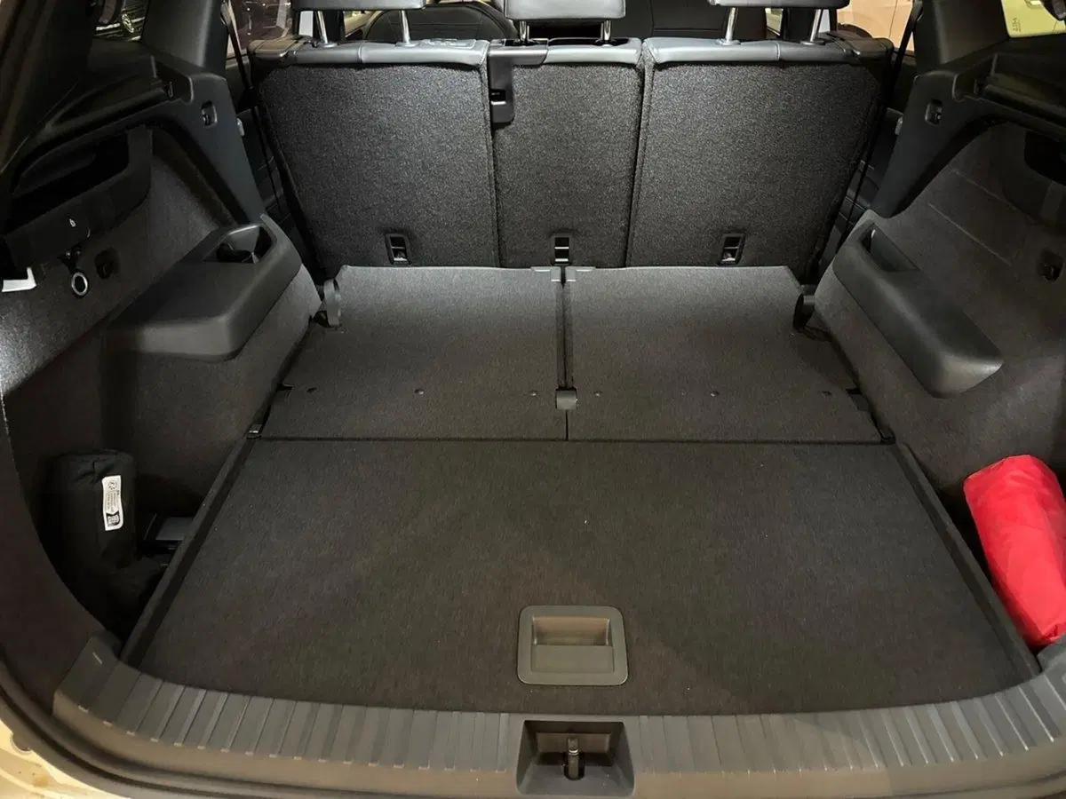 Volkswagen Tayron nuova a Firenze (8)