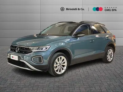 Volkswagen T-Roc 1.0 TSI Life del 2023 usata a Empoli