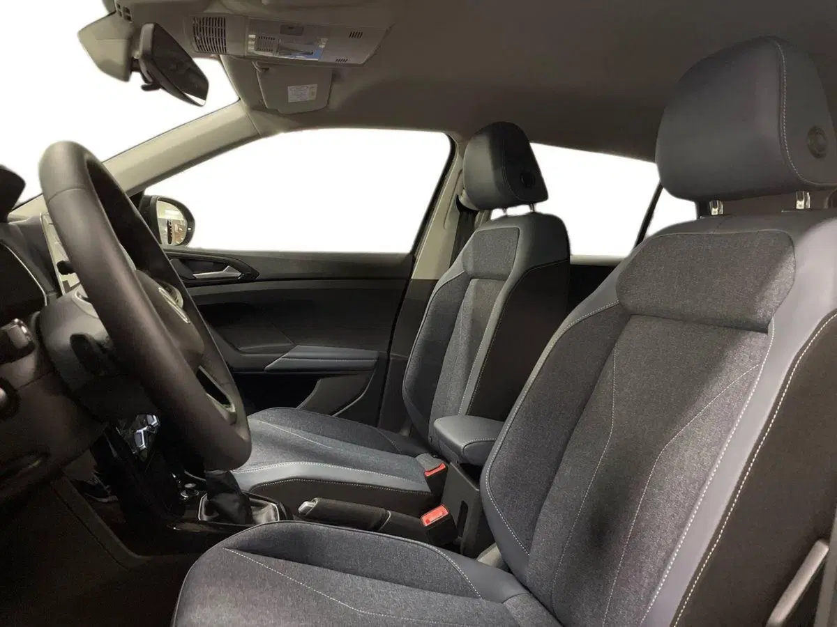 Volkswagen T-Cross nuova a Firenze (9)