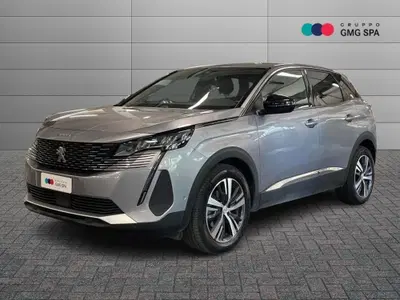 Peugeot 3008 1.2 hybrid 48V Allure Pack 136cv e-dcs6 del 2024 usata a Empoli