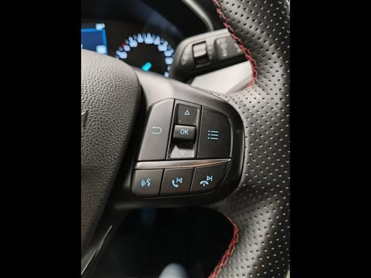 Ford Focus Station Wagon usata a Siena (8)