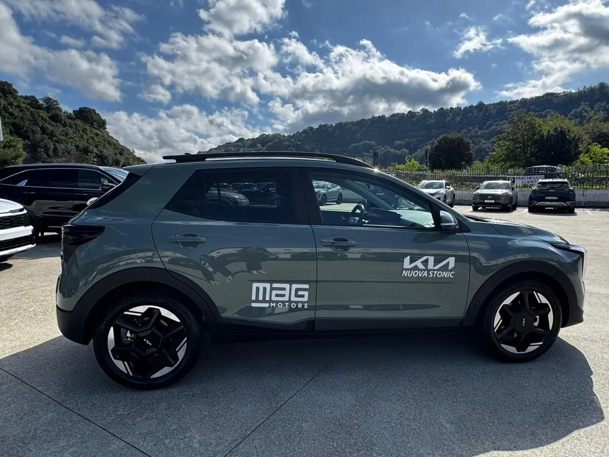 Kia Stonic usata a Cosenza (5)