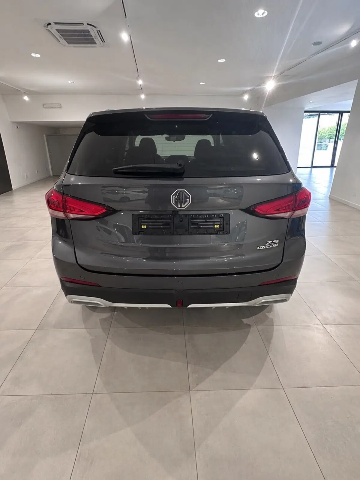 Mg ZS nuova a Napoli (4)