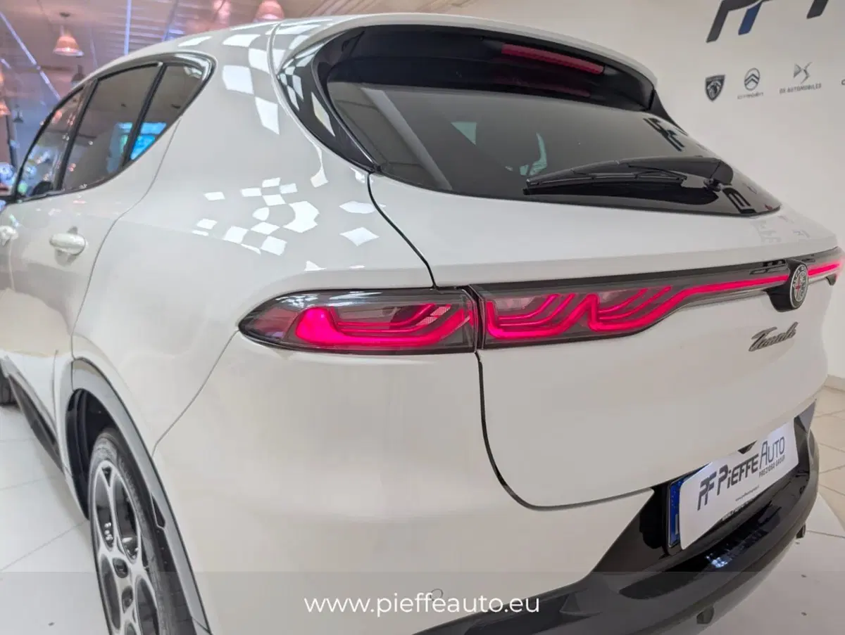 Alfa Romeo Tonale usata a Macerata (9)