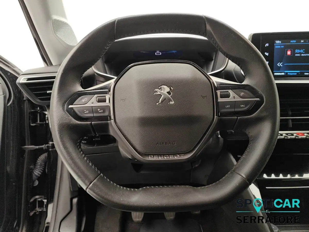 Peugeot 208 usata a Como (16)