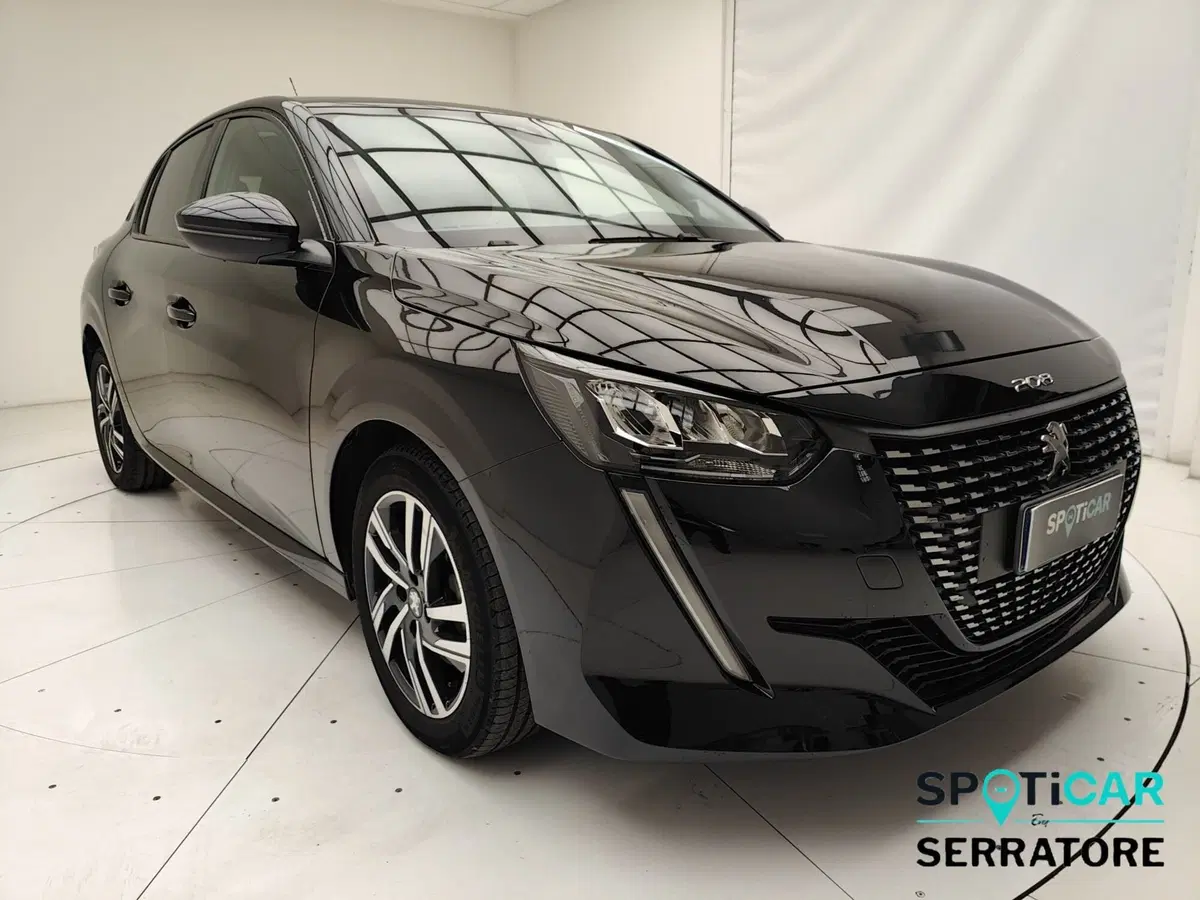 Peugeot 208 usata a Como (3)