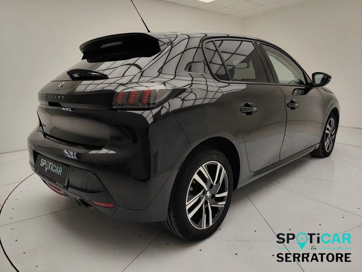 Peugeot 208 usata a Como (6)