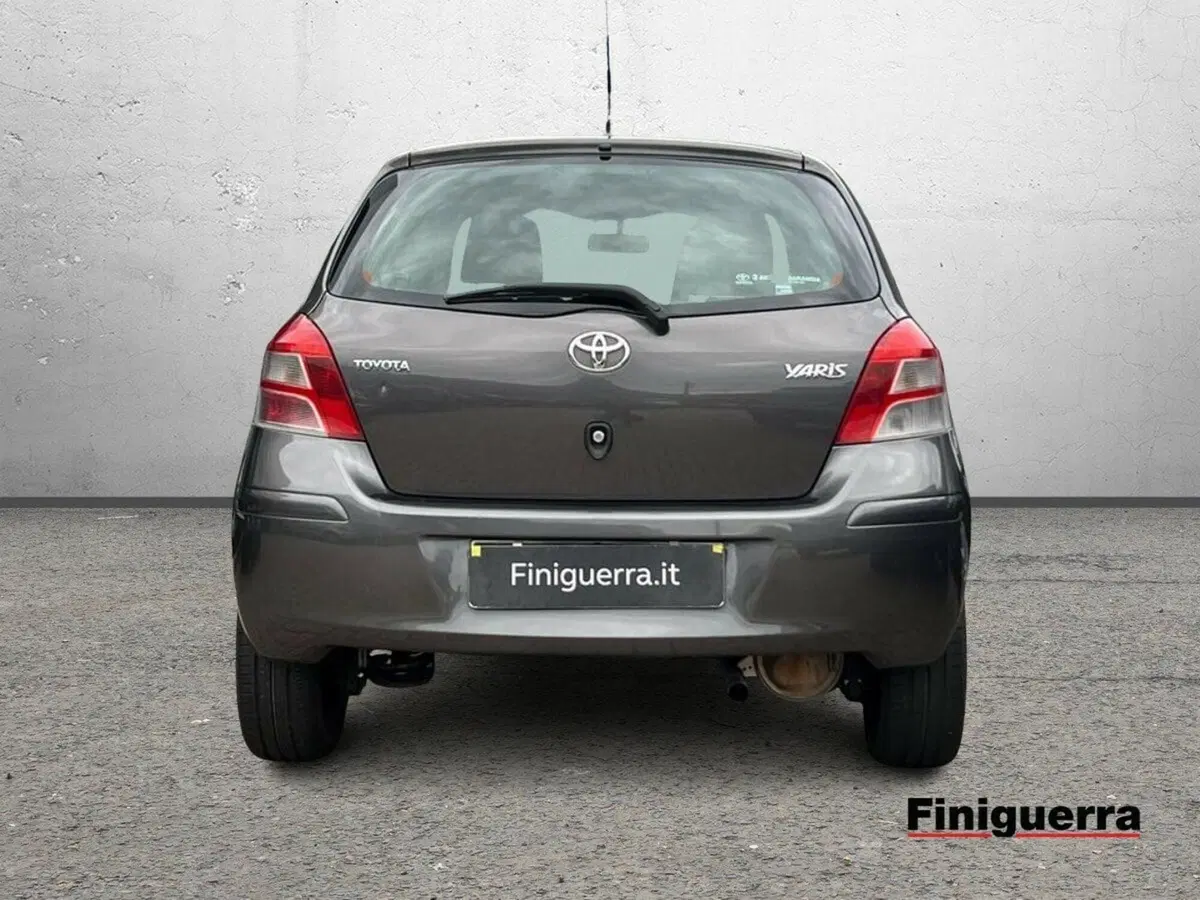 Toyota Yaris usata a Sondrio (3)