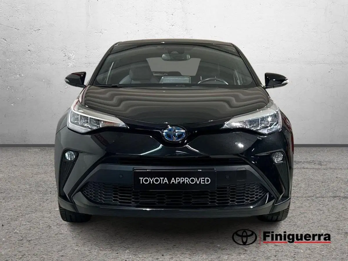 Toyota Toyota C-HR usata a Lecco (3)
