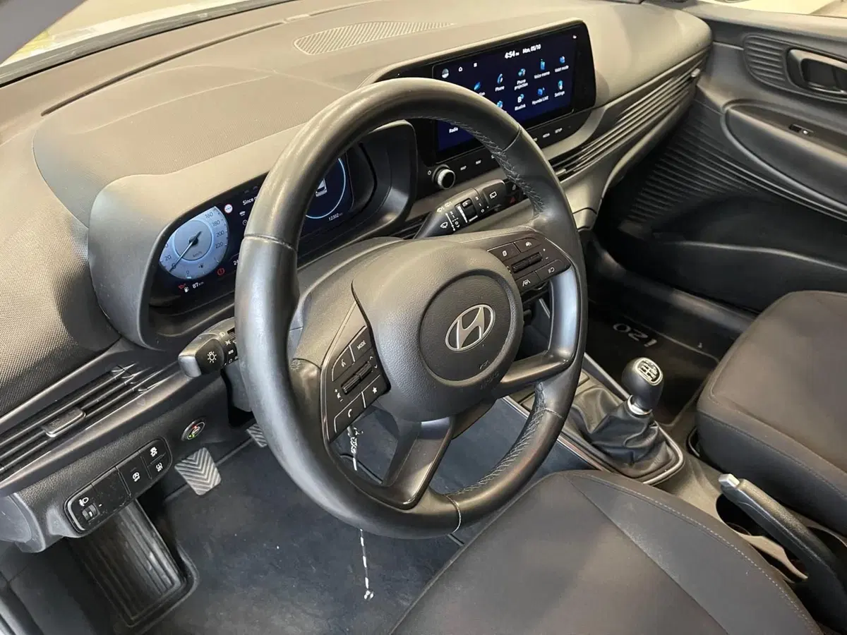 Hyundai i20 usata a Napoli (10)