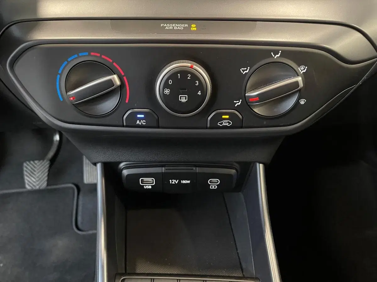 Hyundai i20 usata a Napoli (18)
