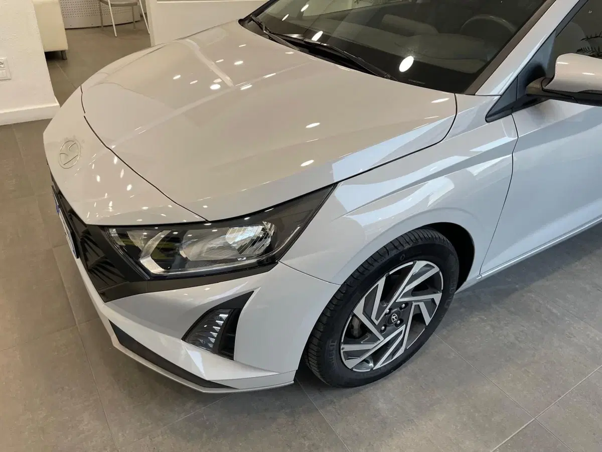Hyundai i20 usata a Napoli (3)
