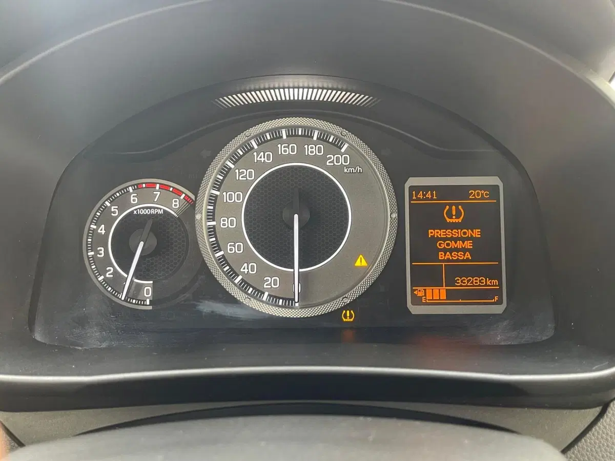 Suzuki Ignis usata a Napoli (12)