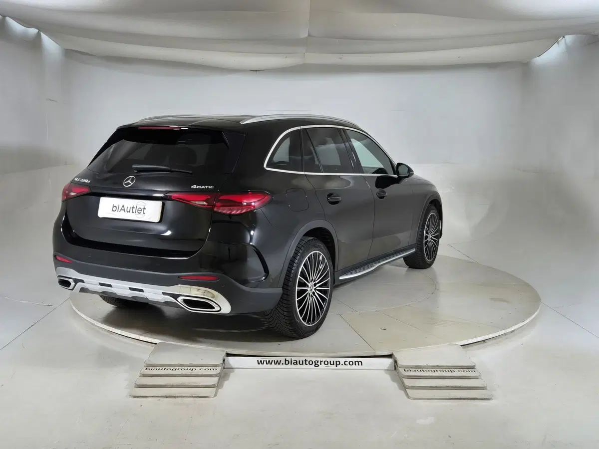 Mercedes-Benz GLC SUV usata a Torino (4)