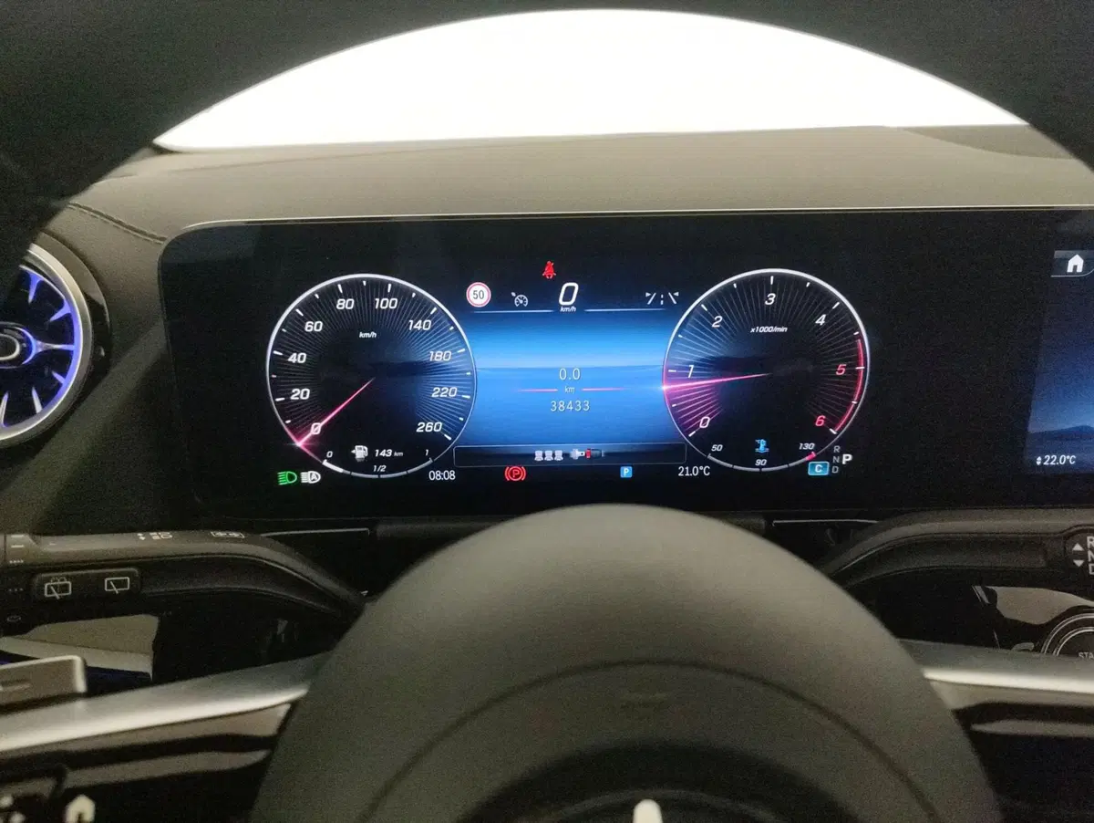Mercedes-Benz GLA SUV usata a Alessandria (15)