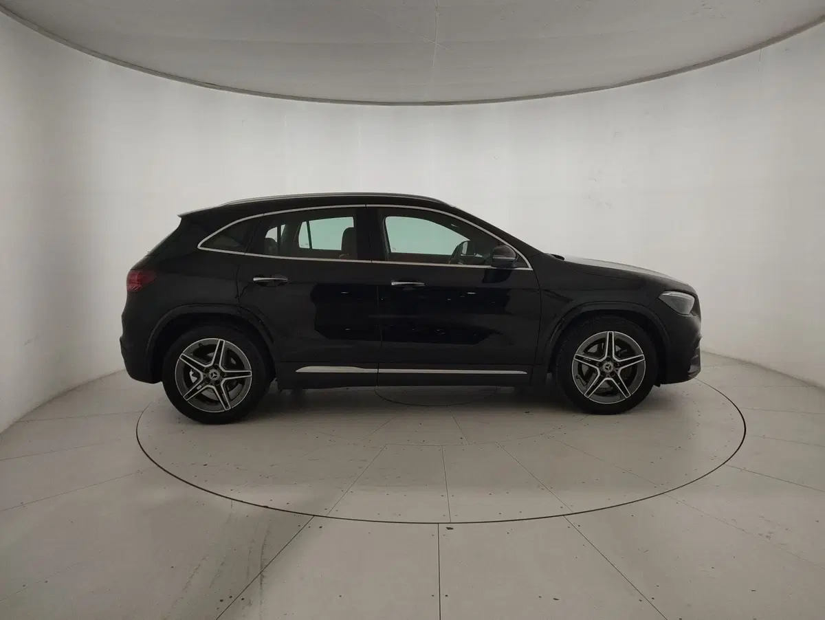 Mercedes-Benz GLA SUV usata a Alessandria (5)