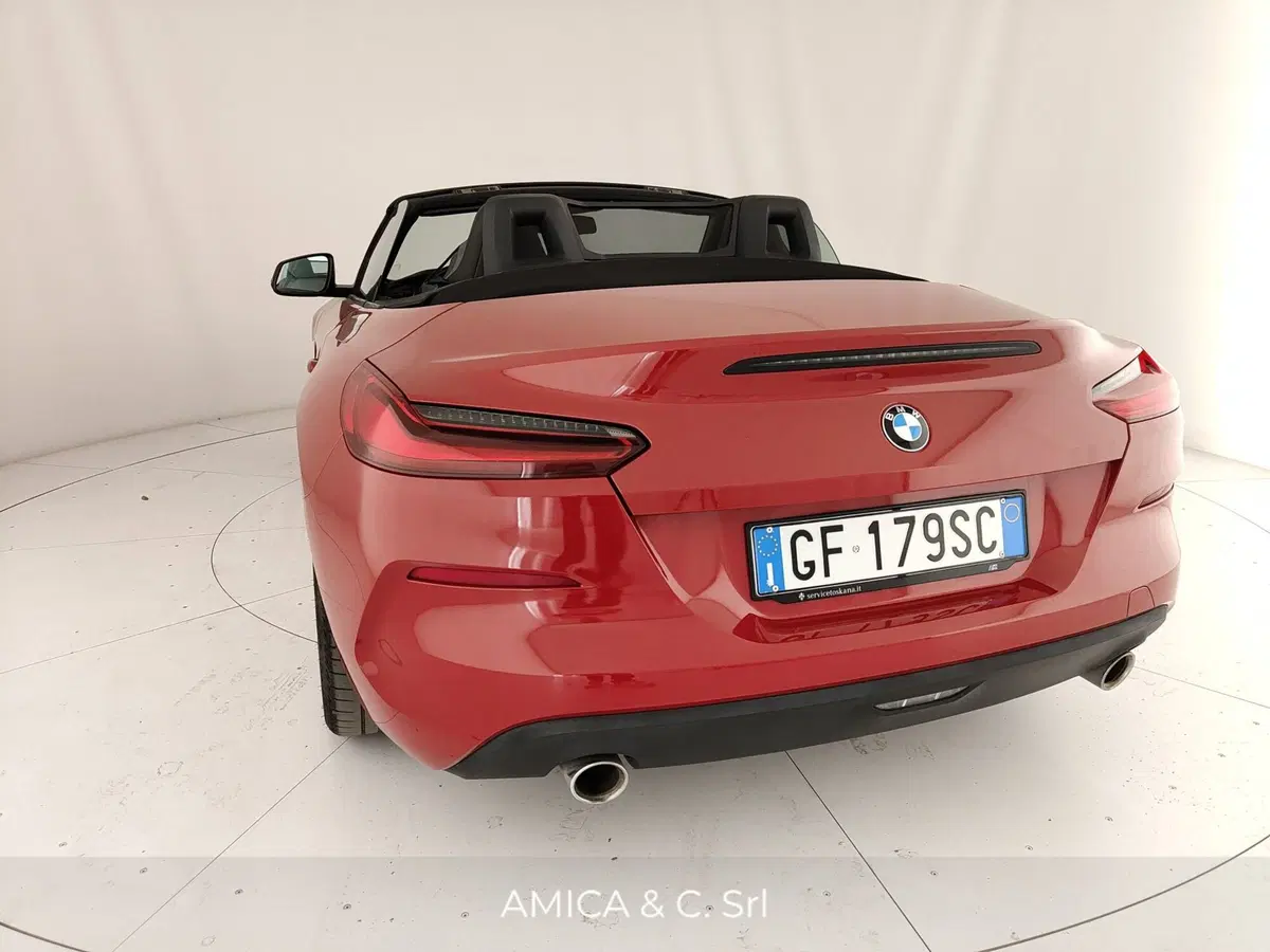BMW Z4 Cabrio usata a Caserta (9)