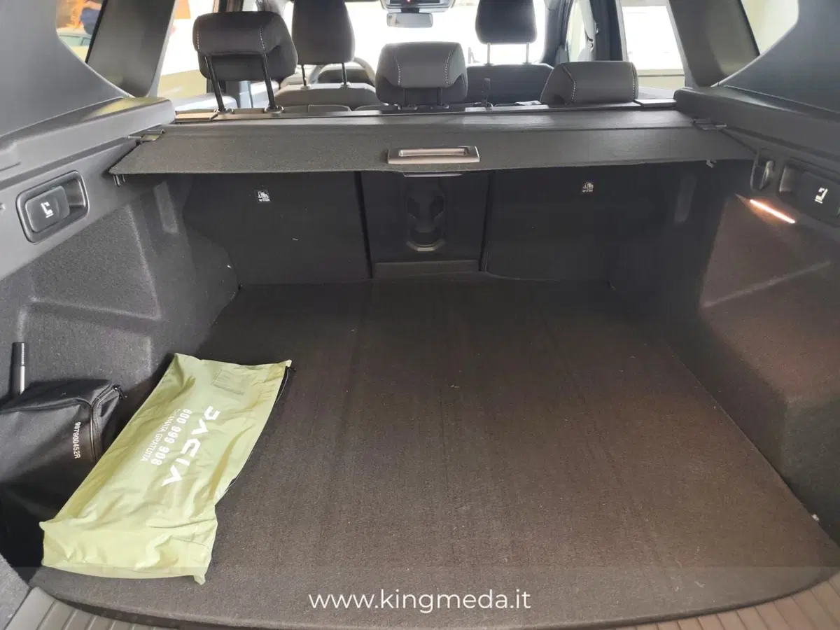 Dacia Bigster nuova a Monza e Brianza (6)